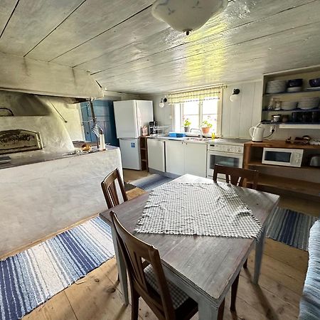 Pensionat Hogarden Boxholm Bagian luar foto