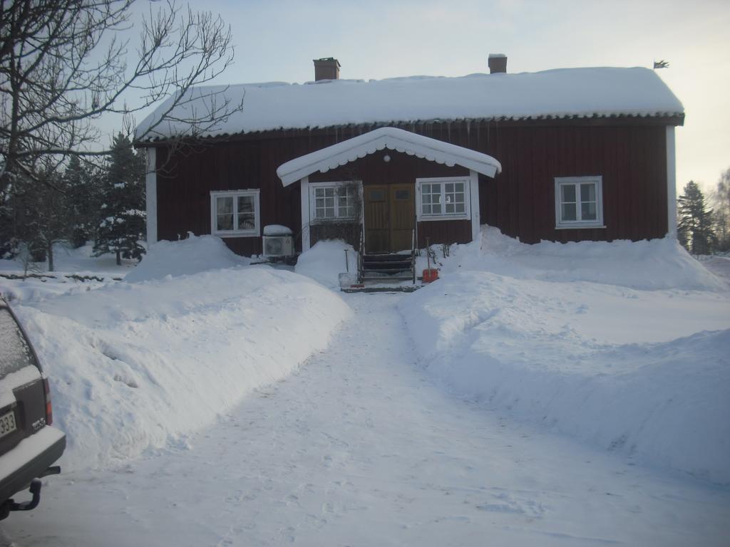Pensionat Hogarden Boxholm Bagian luar foto