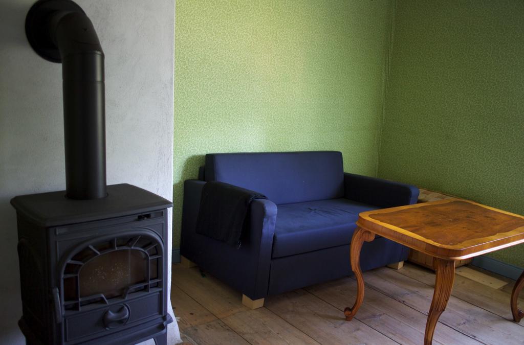 Pensionat Hogarden Boxholm Bagian luar foto