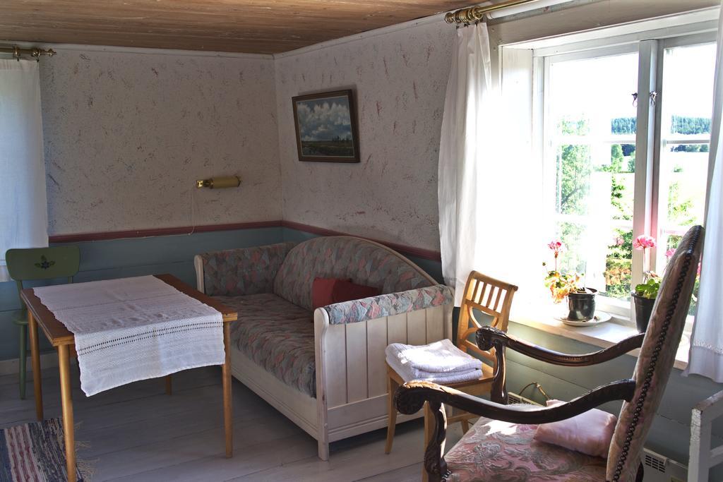 Pensionat Hogarden Boxholm Bagian luar foto