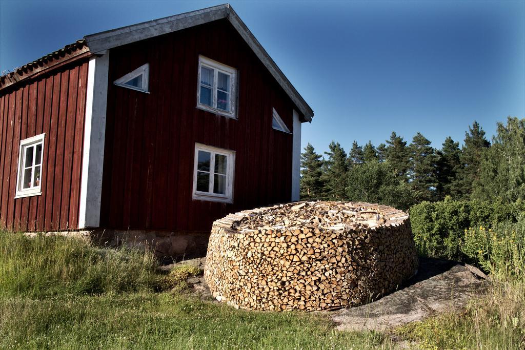 Pensionat Hogarden Boxholm Bagian luar foto