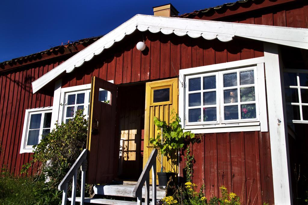 Pensionat Hogarden Boxholm Bagian luar foto